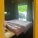 別荘 Charming & Modern Cabin, Close To *