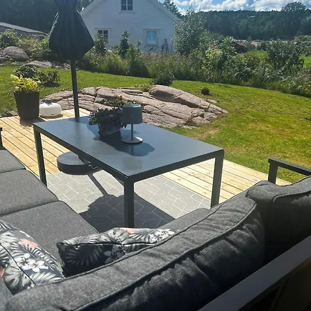Charming & Modern Cabin, Close To